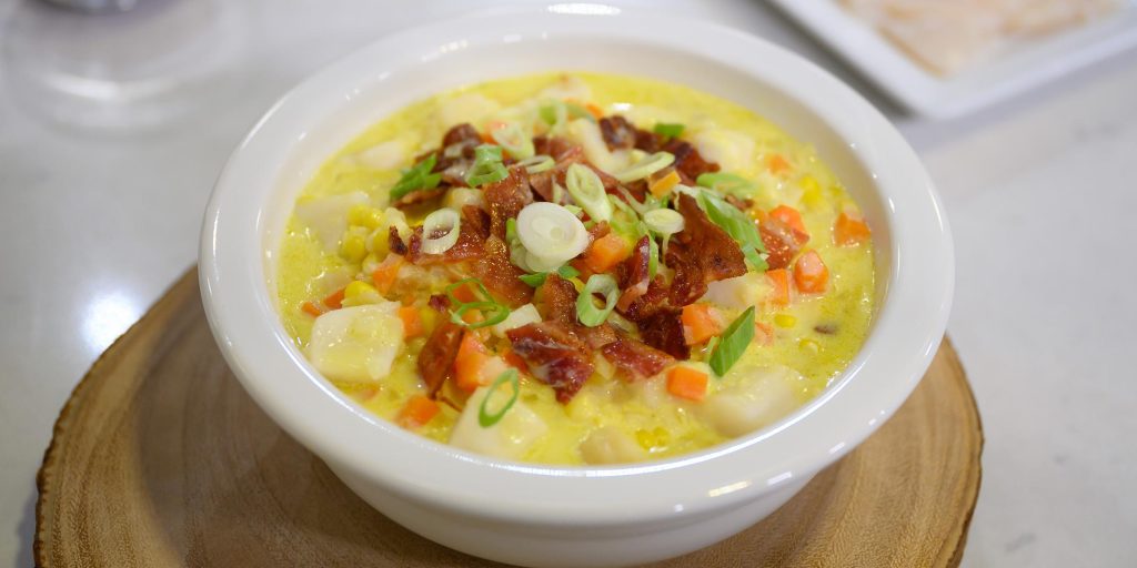 Sensational Creamy Scallop and Corn Chowder: A Culinary Adventure