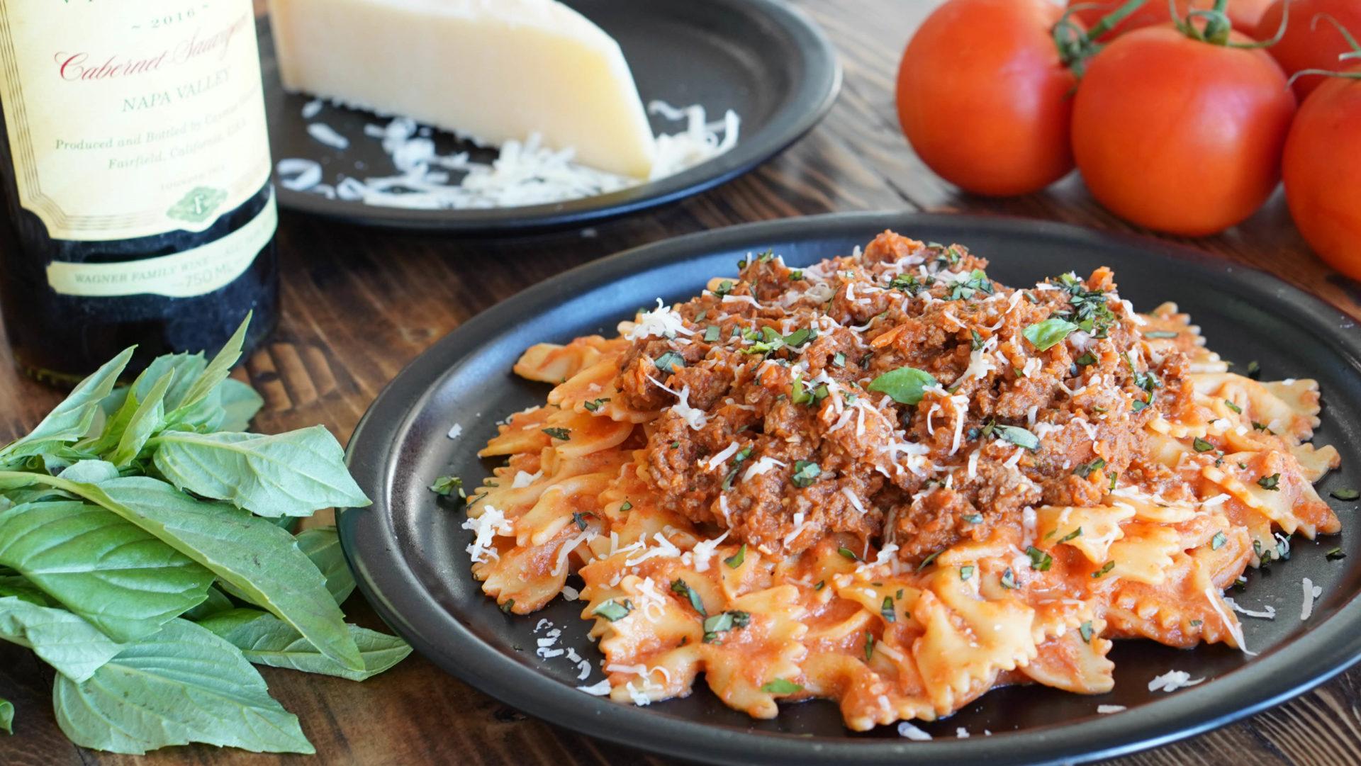 Farfalle Bolognese