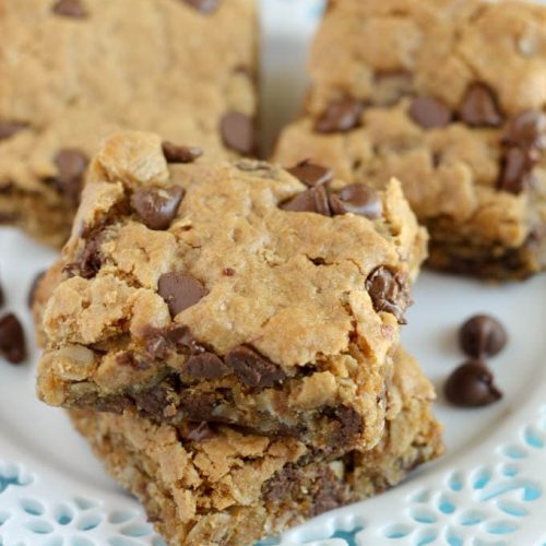 Healthy Chocolate Chip and Nut Oatmeal Squares
