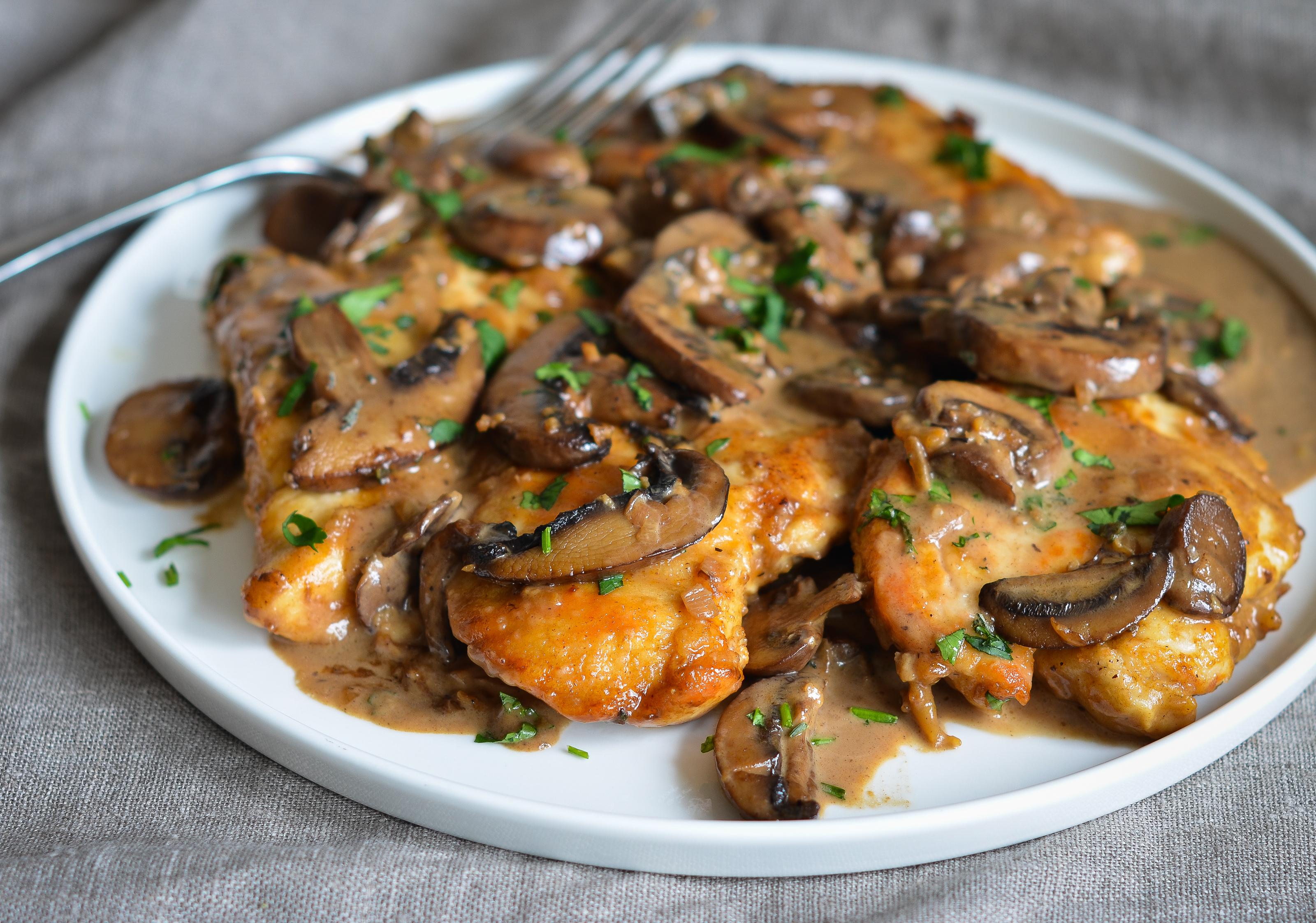 Light Chicken Marsala