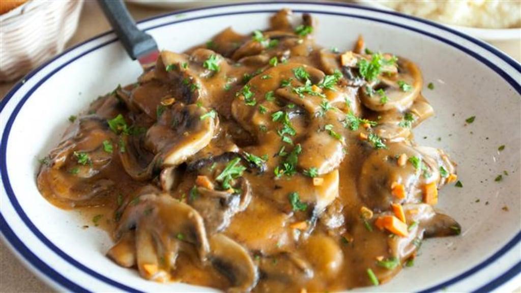 Light Chicken Marsala