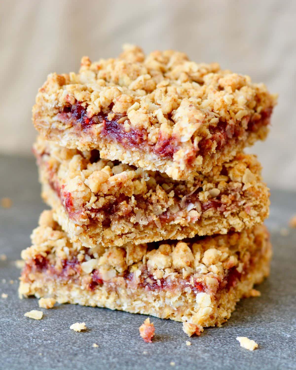 Low-Fat Cherry-Oatmeal Squares