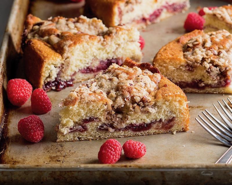 Classic Raspberry Coffee Cake Recipe: The Perfect Blend of Sweetness
